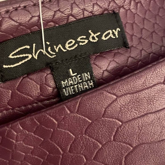 Shinestar (Size Large) Contemporary Plum Faux-Leather Snake-skin Mini Skirt - Picture 7 of 10